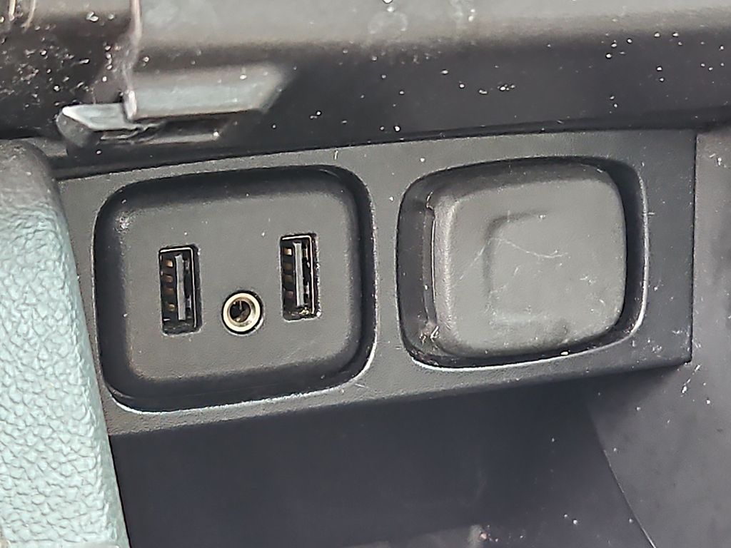 Thumbnail: 2019 Buick Encore - 28