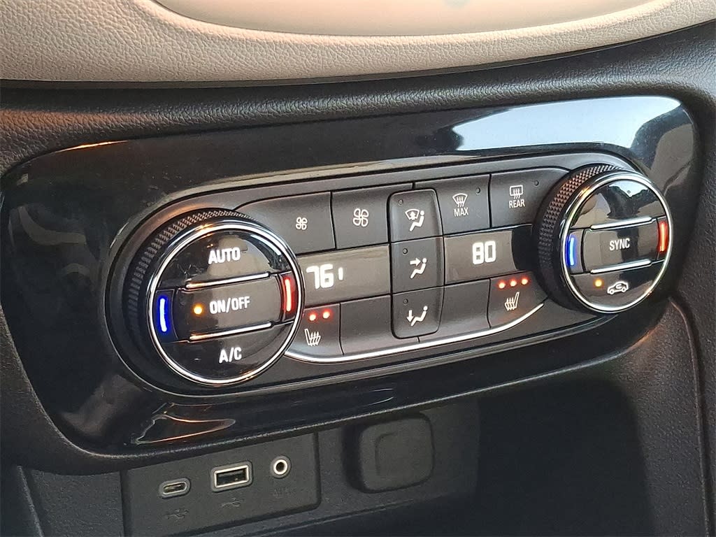 Thumbnail: 2021 Buick Encore GX - 21