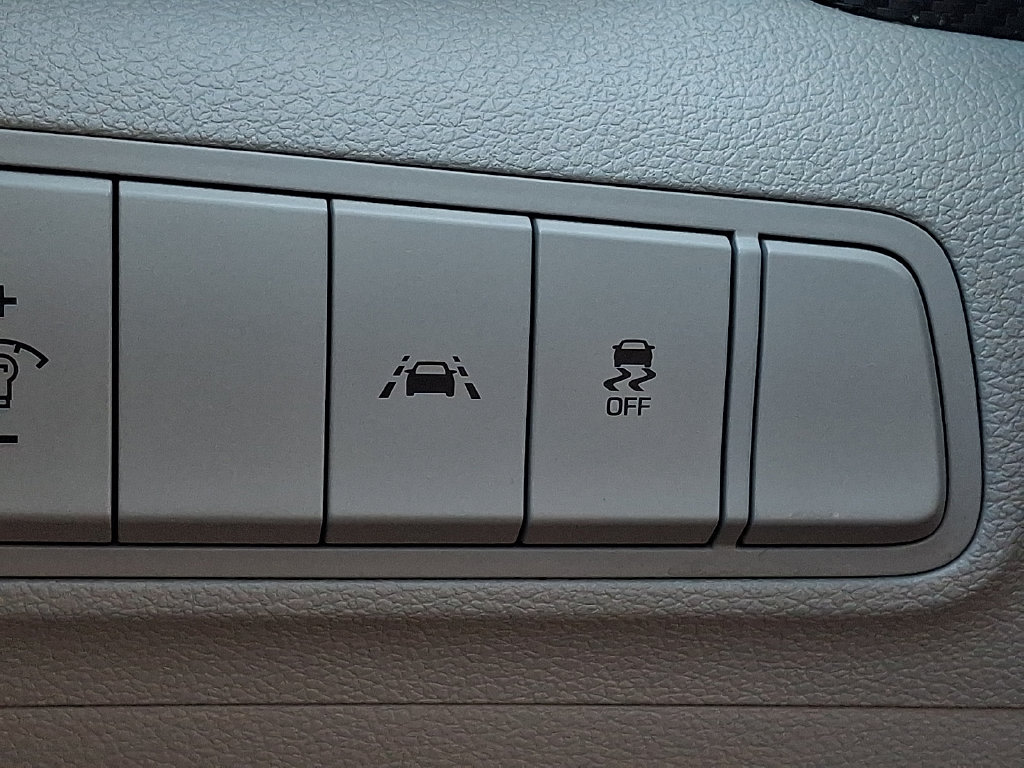 Thumbnail: 2020 Hyundai Tucson - 26
