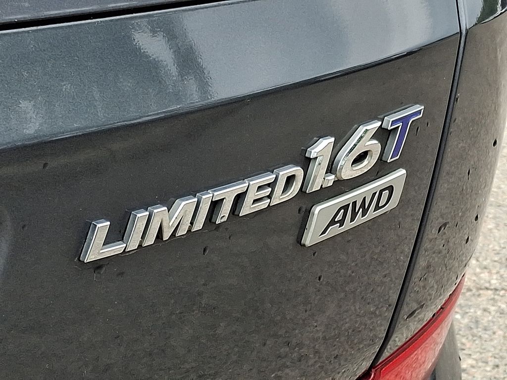 Thumbnail: 2017 Hyundai Tucson - 32