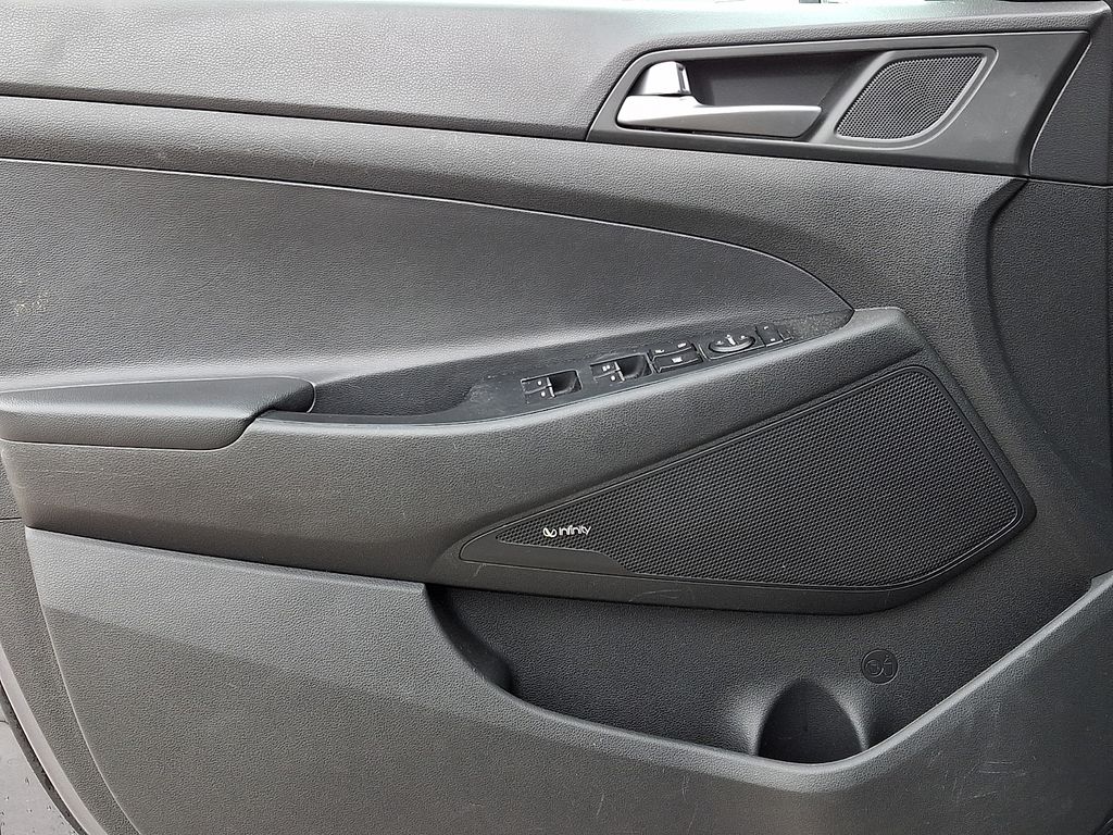 Thumbnail: 2017 Hyundai Tucson - 20