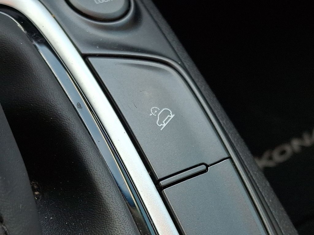 Thumbnail: 2019 Hyundai Kona - 28