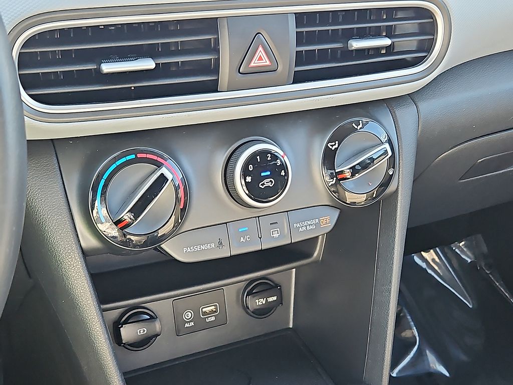 Thumbnail: 2021 Hyundai Kona - 21