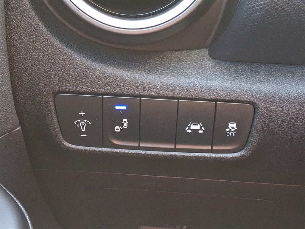 Thumbnail: 2021 Hyundai Kona - 28