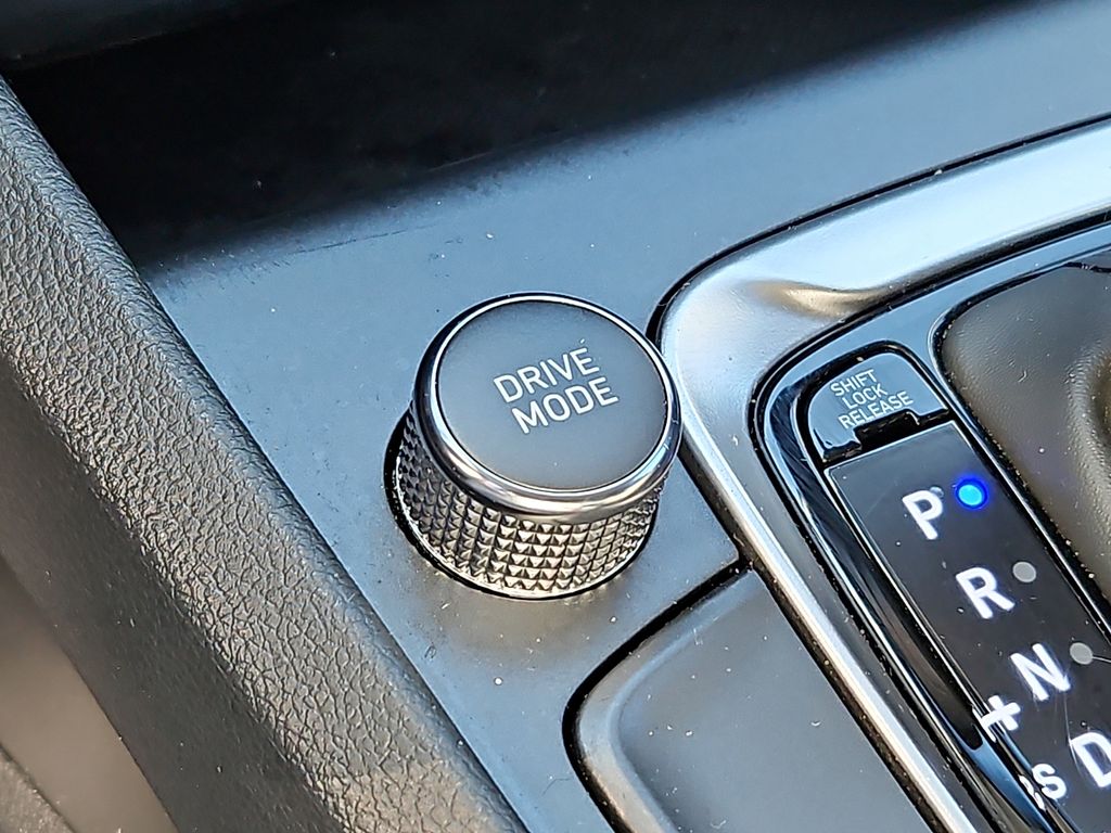 Thumbnail: 2023 Hyundai Kona - 28