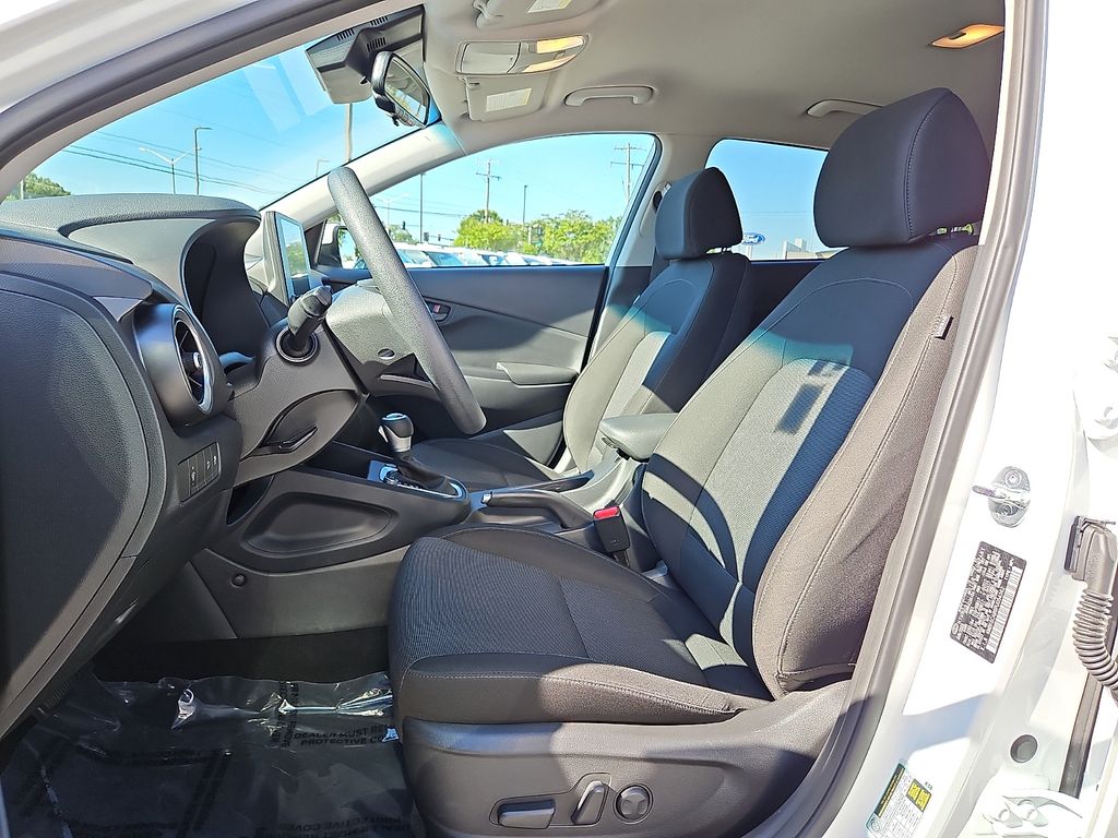 Thumbnail: 2023 Hyundai Kona - 9