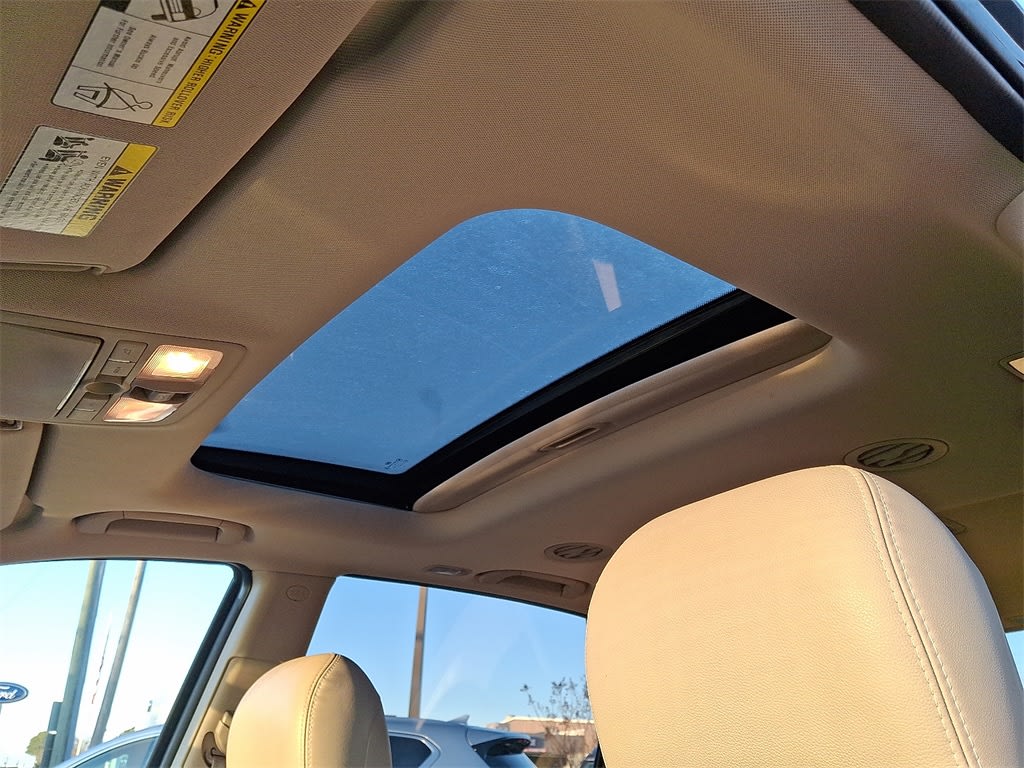 Thumbnail: 2012 Hyundai Veracruz - 20