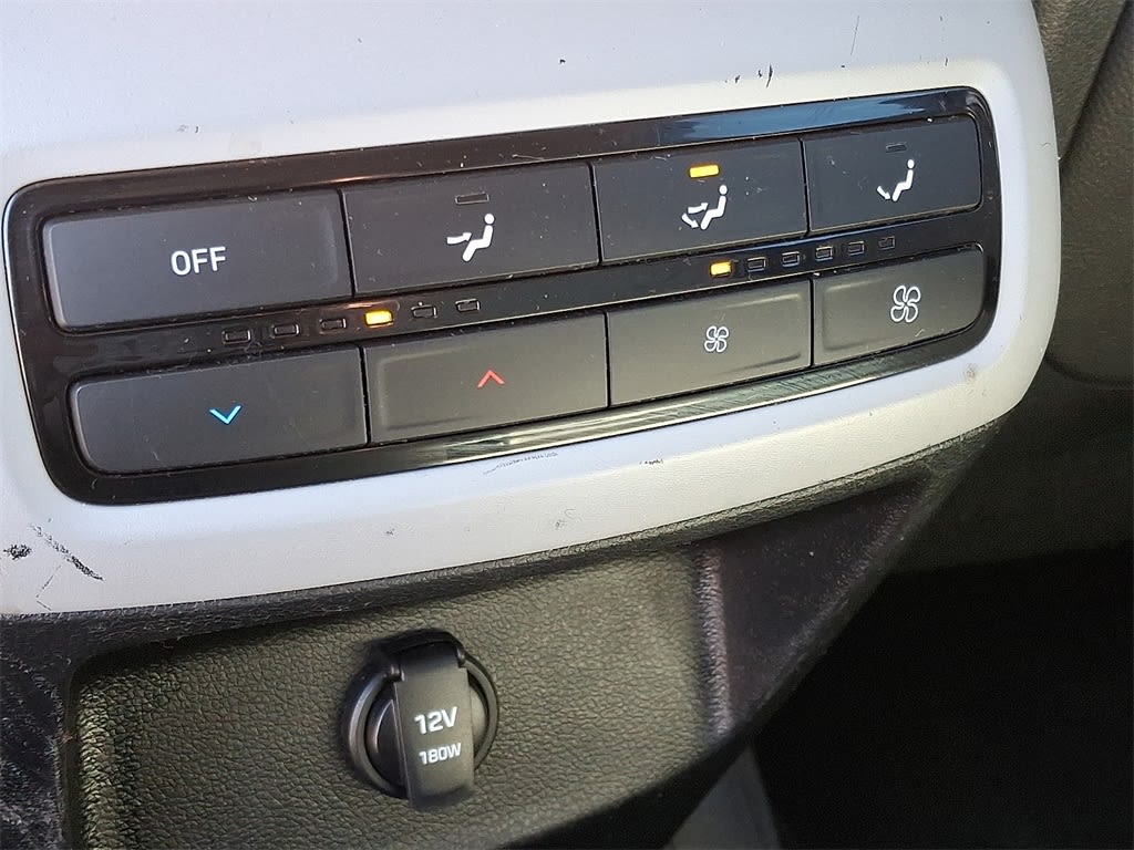 Thumbnail: 2022 Hyundai Palisade - 25