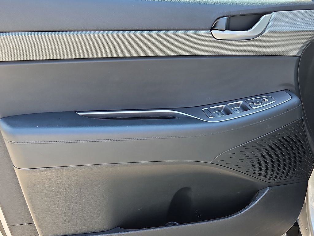 Thumbnail: 2025 Hyundai Palisade - 21