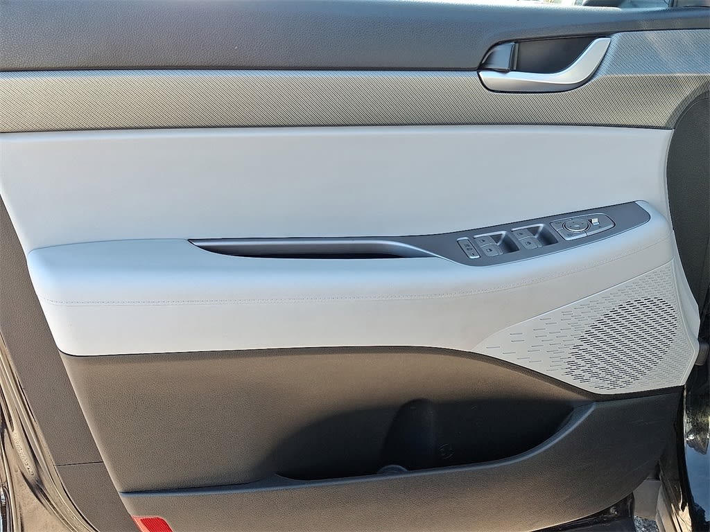 Thumbnail: 2024 Hyundai Palisade - 21