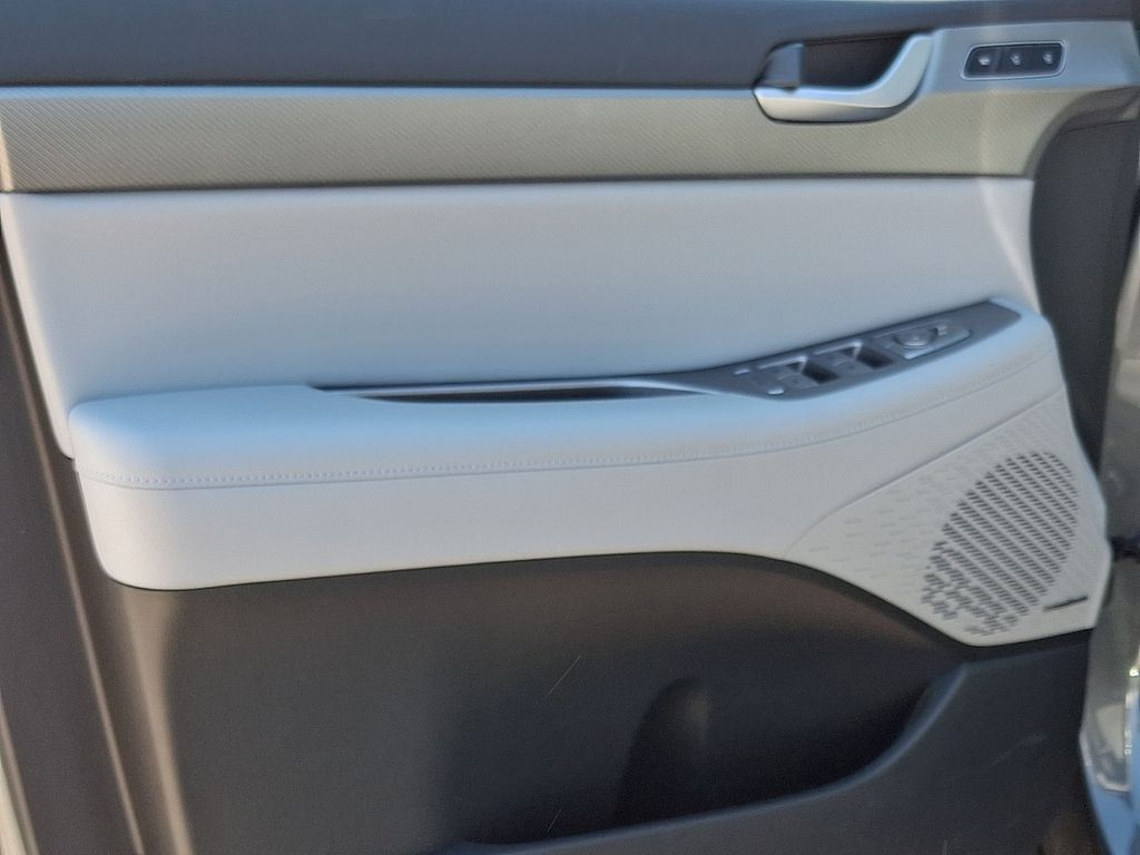 Thumbnail: 2024 Hyundai Palisade - 19