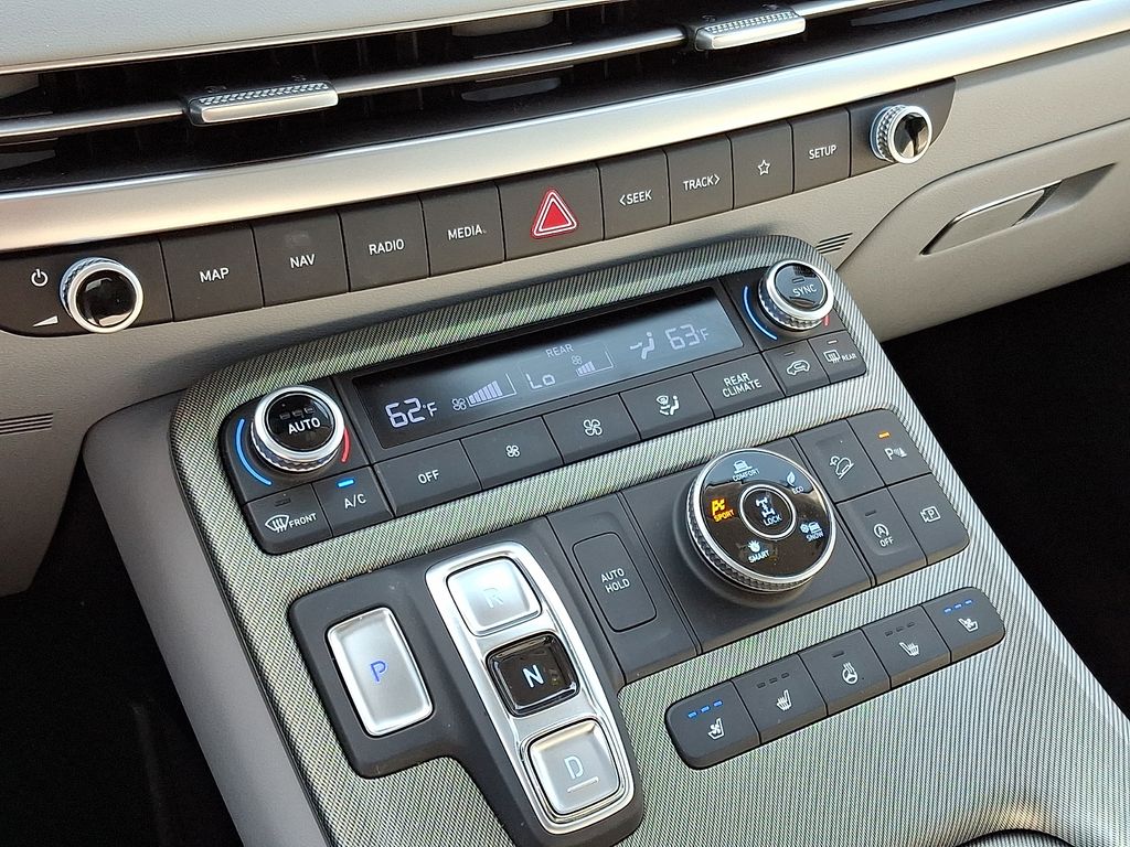 Thumbnail: 2024 Hyundai Palisade - 21