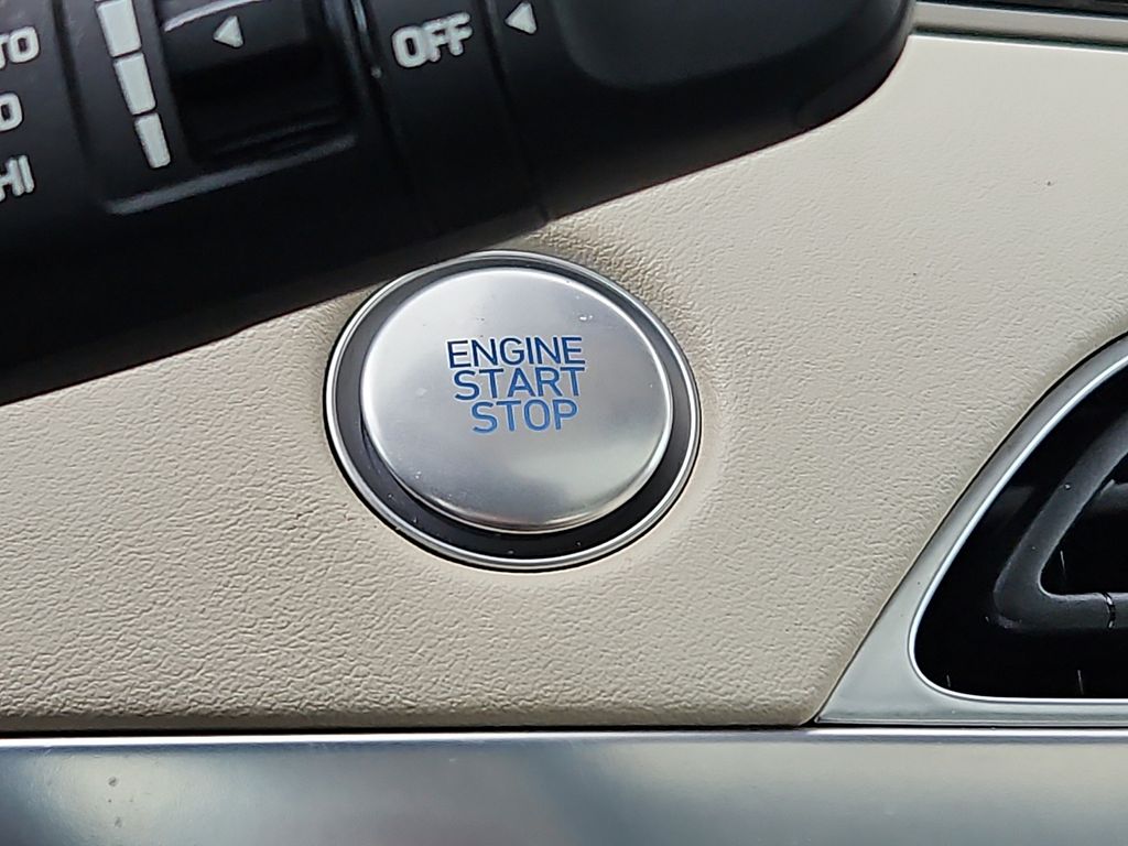 Thumbnail: 2020 Hyundai Palisade - 27