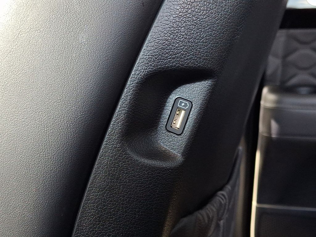 Thumbnail: 2022 Hyundai Palisade - 31