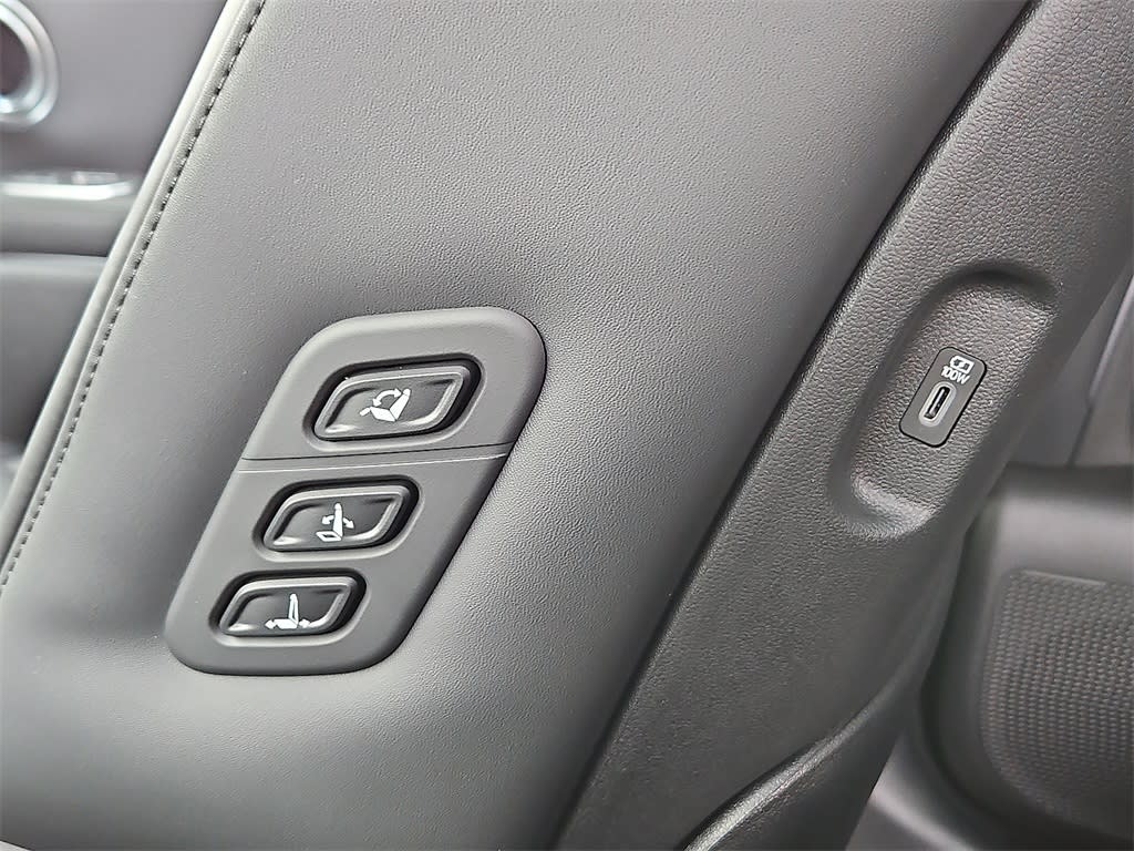 Thumbnail: 2026 Hyundai Palisade - 24