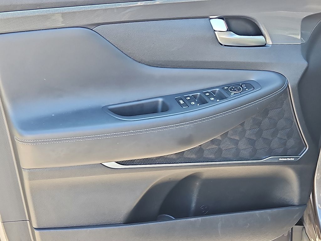 Thumbnail: 2022 Hyundai Santa Fe - 19