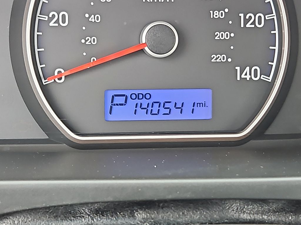 Thumbnail: 2010 Hyundai Elantra - 14