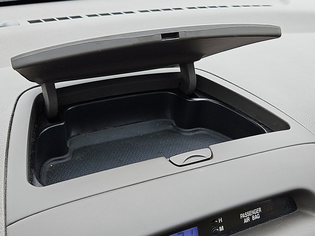 Thumbnail: 2010 Hyundai Elantra - 15