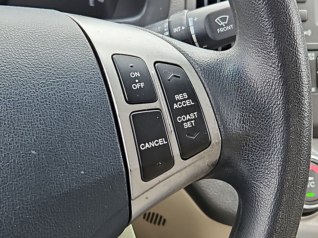 Thumbnail: 2010 Hyundai Elantra - 24