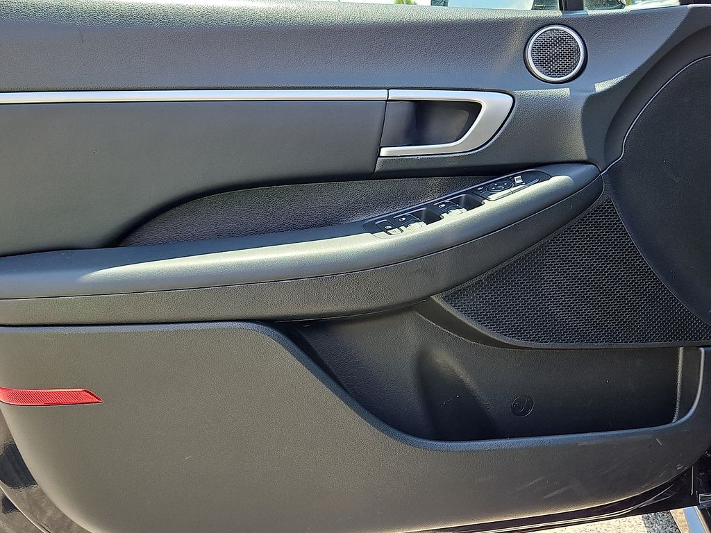 Thumbnail: 2024 Hyundai Sonata - 18
