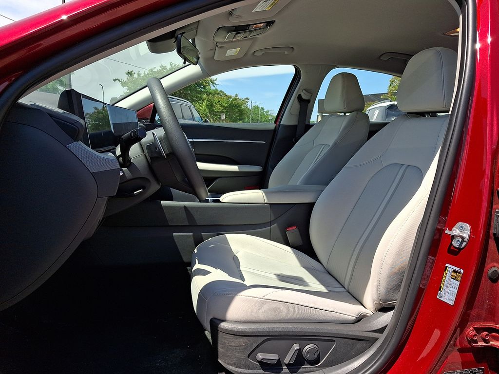 Thumbnail: 2025 Hyundai Sonata - 9