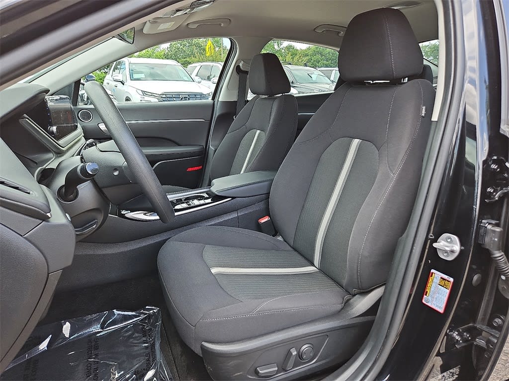 2023 Hyundai Sonata SEL 9