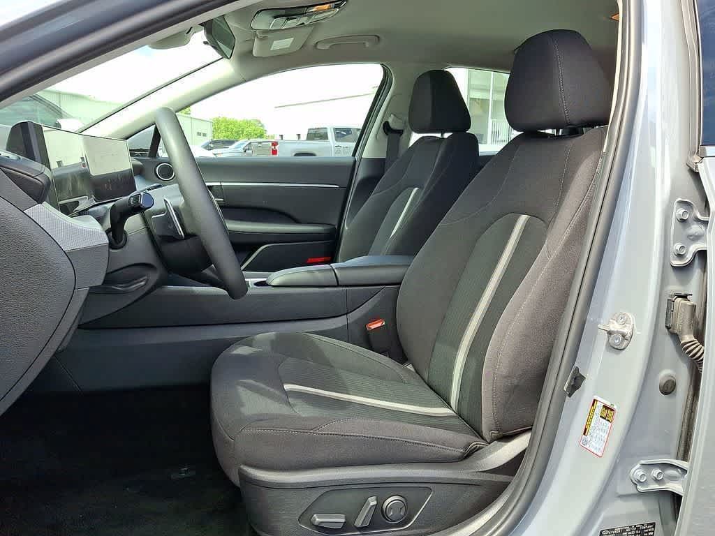 Thumbnail: 2024 Hyundai Sonata - 10