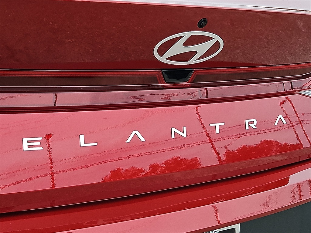 Thumbnail: 2025 Hyundai Elantra - 5