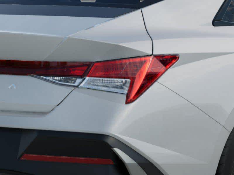 Thumbnail: 2025 Hyundai Elantra - 15