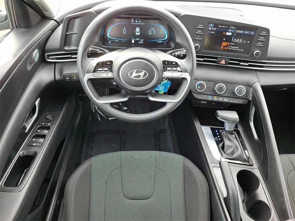 Thumbnail: 2025 Hyundai Elantra - 2