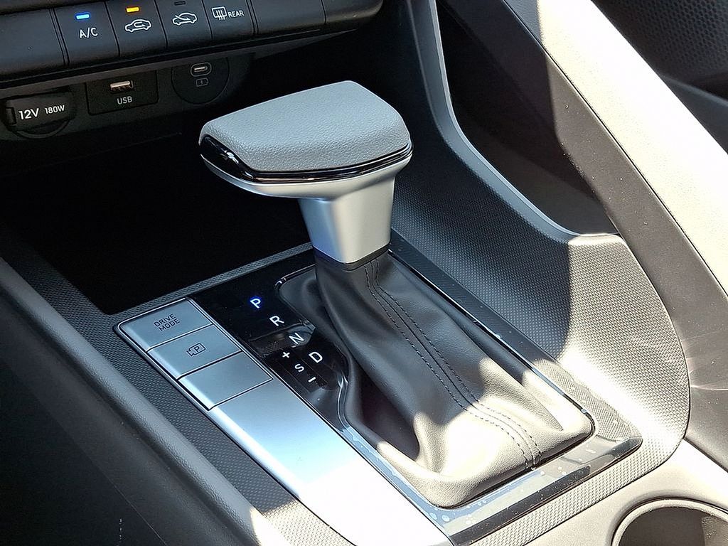 Thumbnail: 2026 Hyundai Elantra - 12