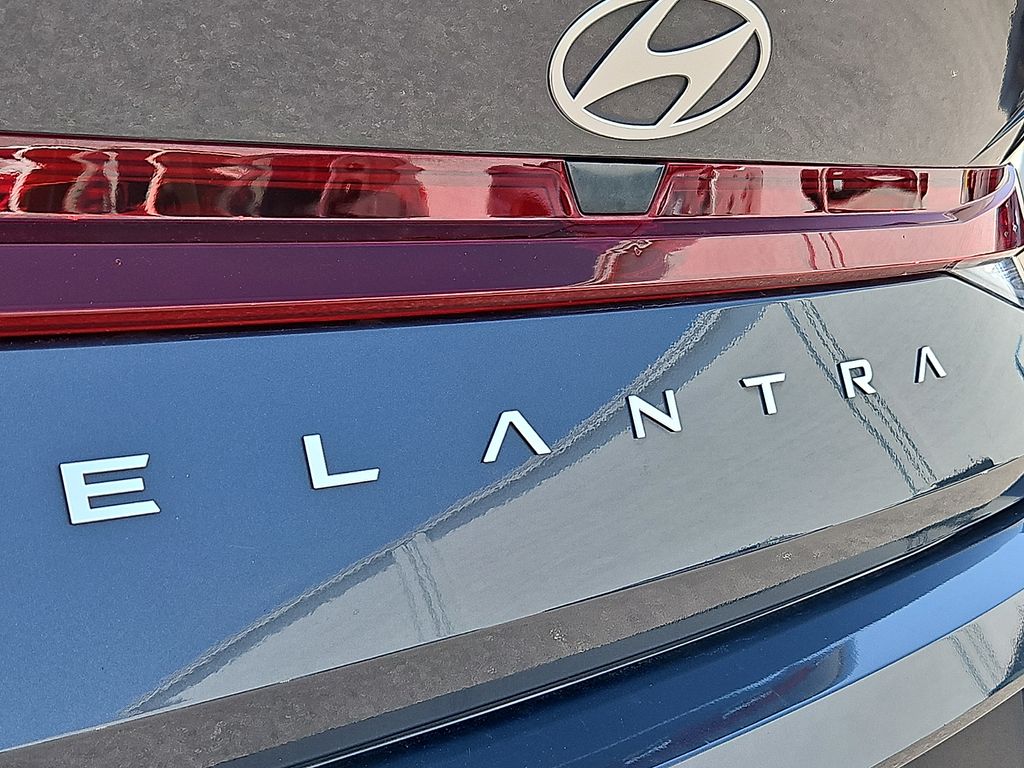 Thumbnail: 2024 Hyundai Elantra - 30
