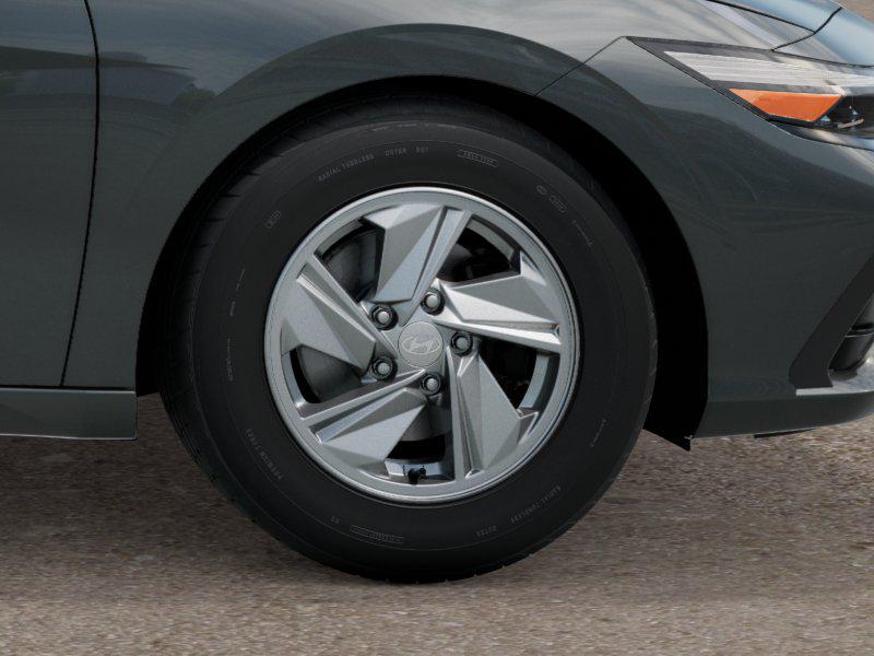 Thumbnail: 2026 Hyundai Elantra - 5