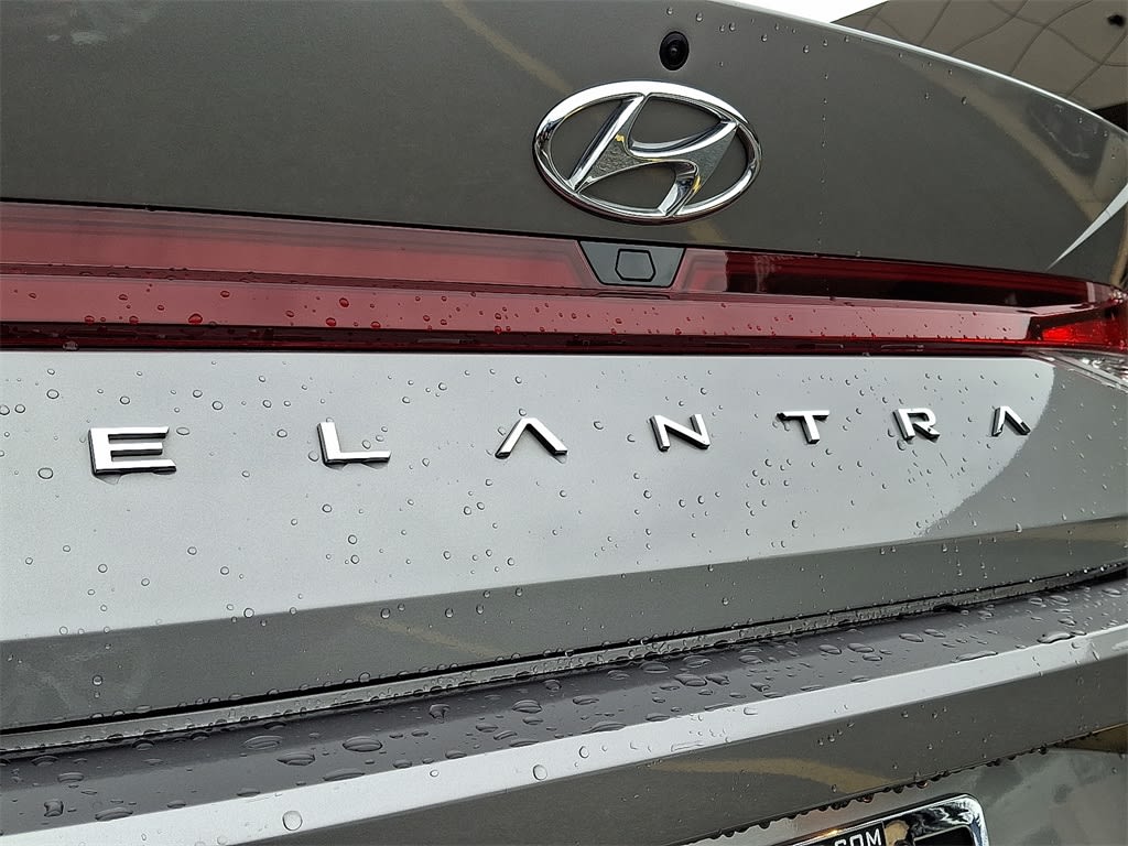 Thumbnail: 2023 Hyundai Elantra - 7