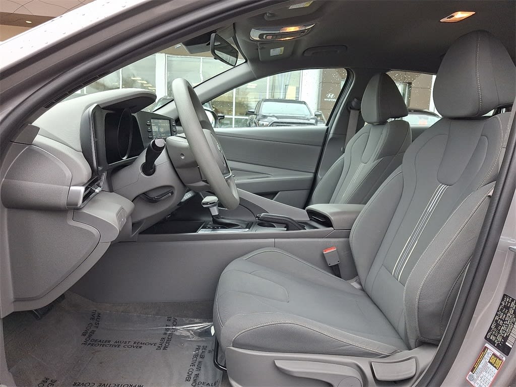 Thumbnail: 2023 Hyundai Elantra - 11