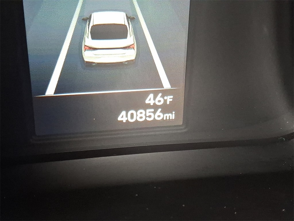 Thumbnail: 2023 Hyundai Elantra - 15