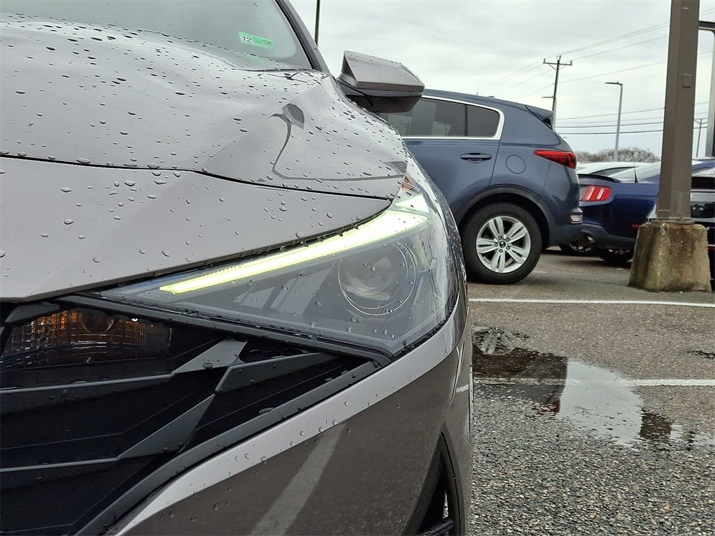 Thumbnail: 2023 Hyundai Elantra - 20