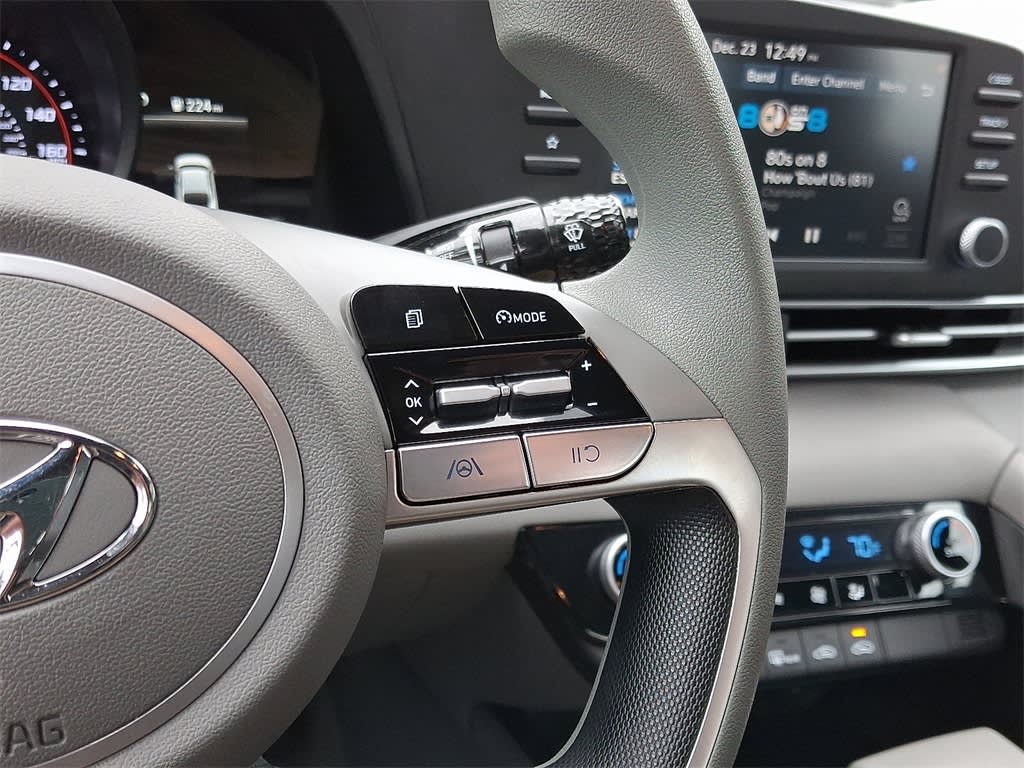 Thumbnail: 2023 Hyundai Elantra - 25