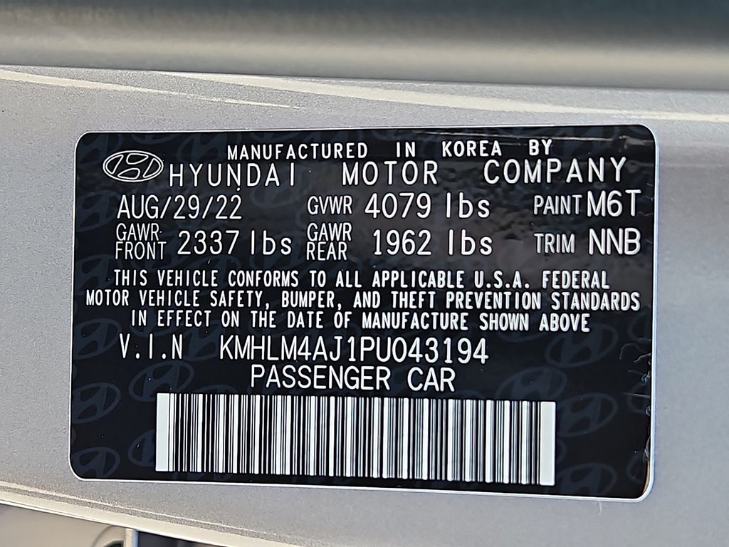 Thumbnail: 2023 Hyundai Elantra - 15