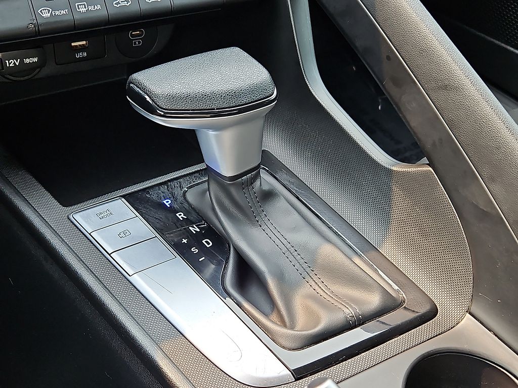 Thumbnail: 2024 Hyundai Elantra - 12
