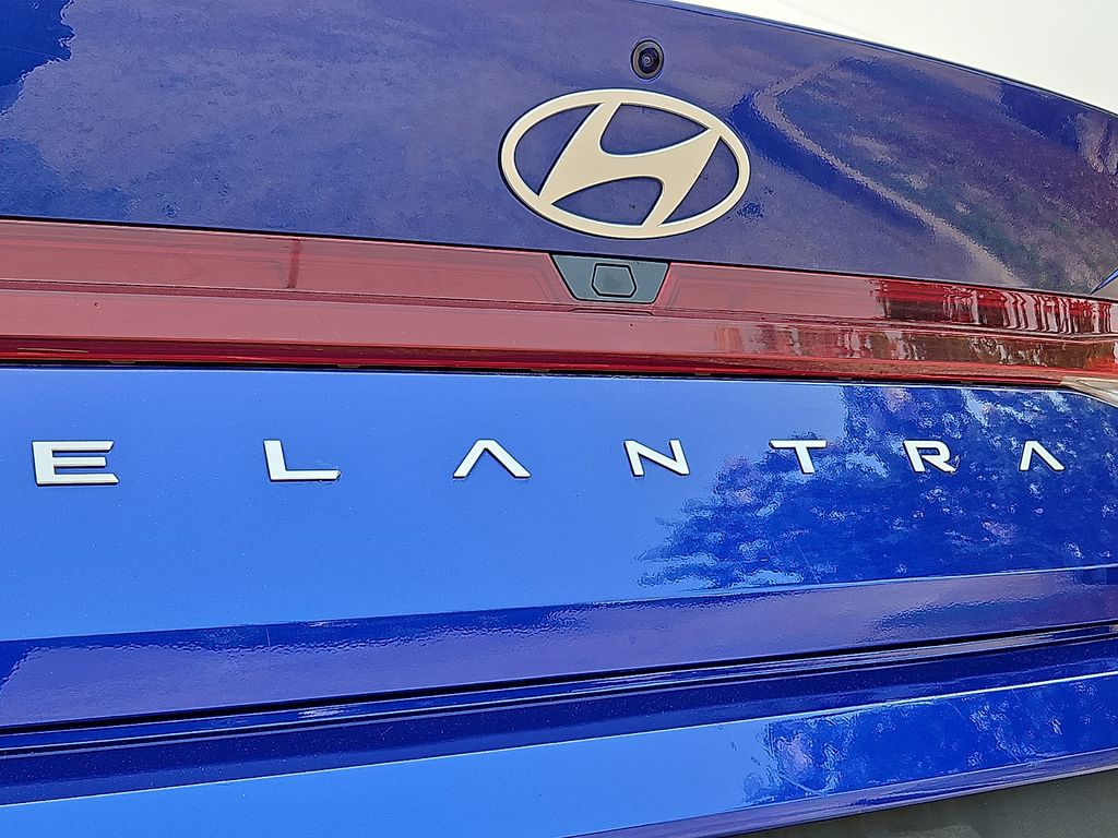 Thumbnail: 2024 Hyundai Elantra - 31