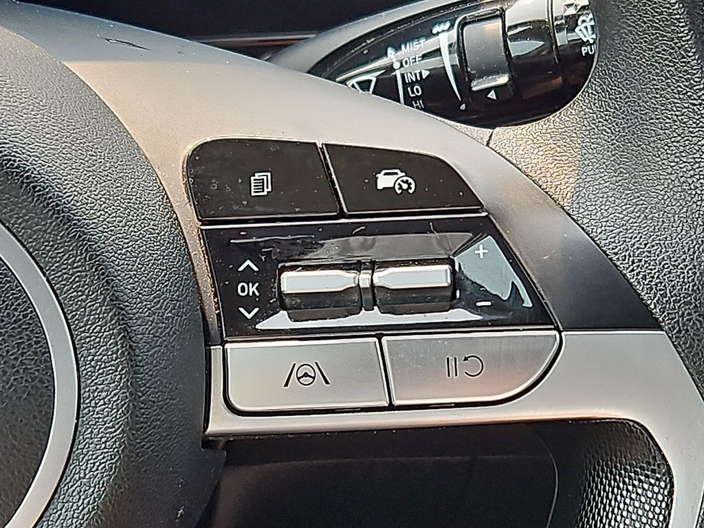 Thumbnail: 2024 Hyundai Elantra - 25