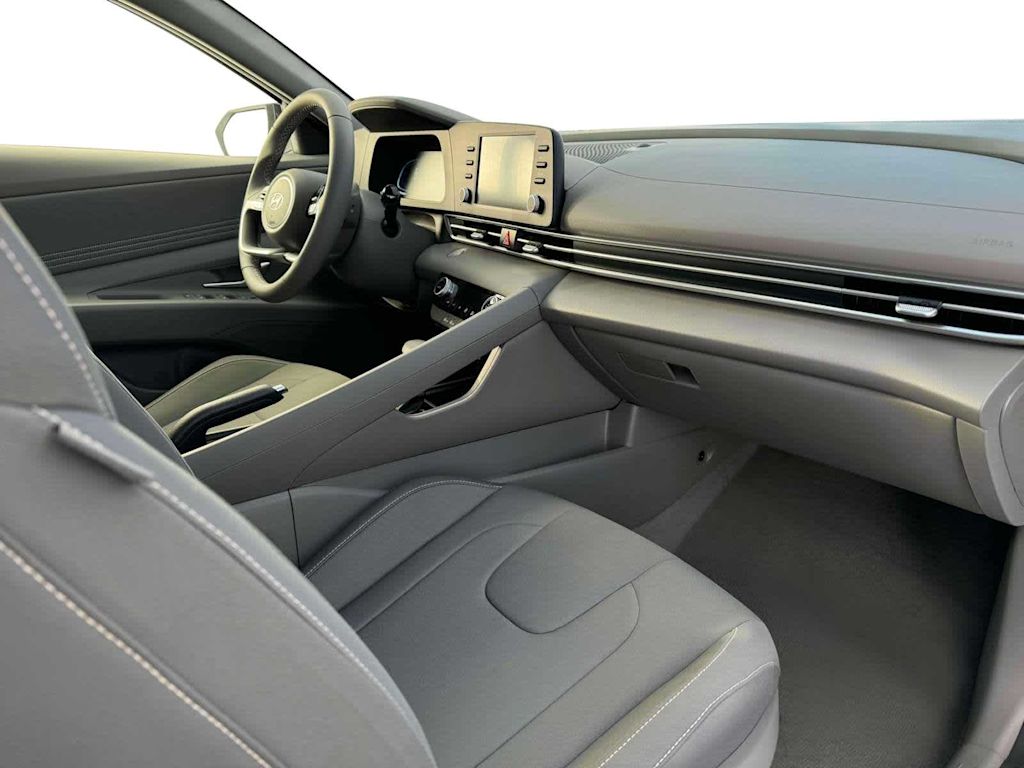 Thumbnail: 2025 Hyundai Elantra - 9