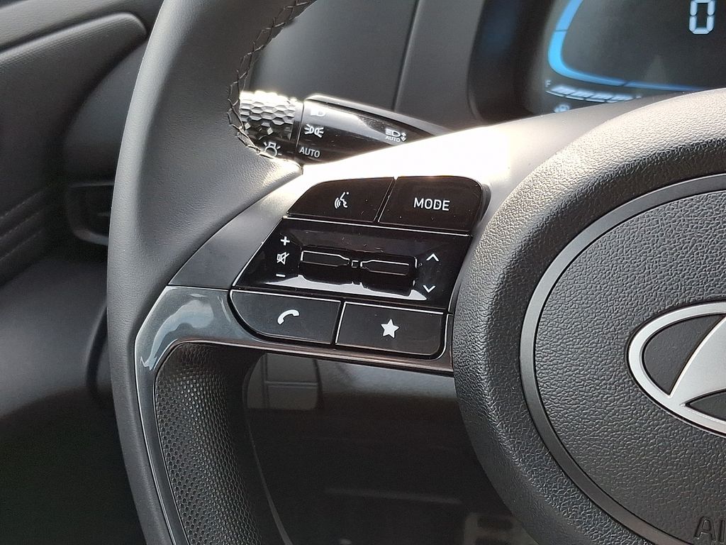 Thumbnail: 2025 Hyundai Elantra - 23