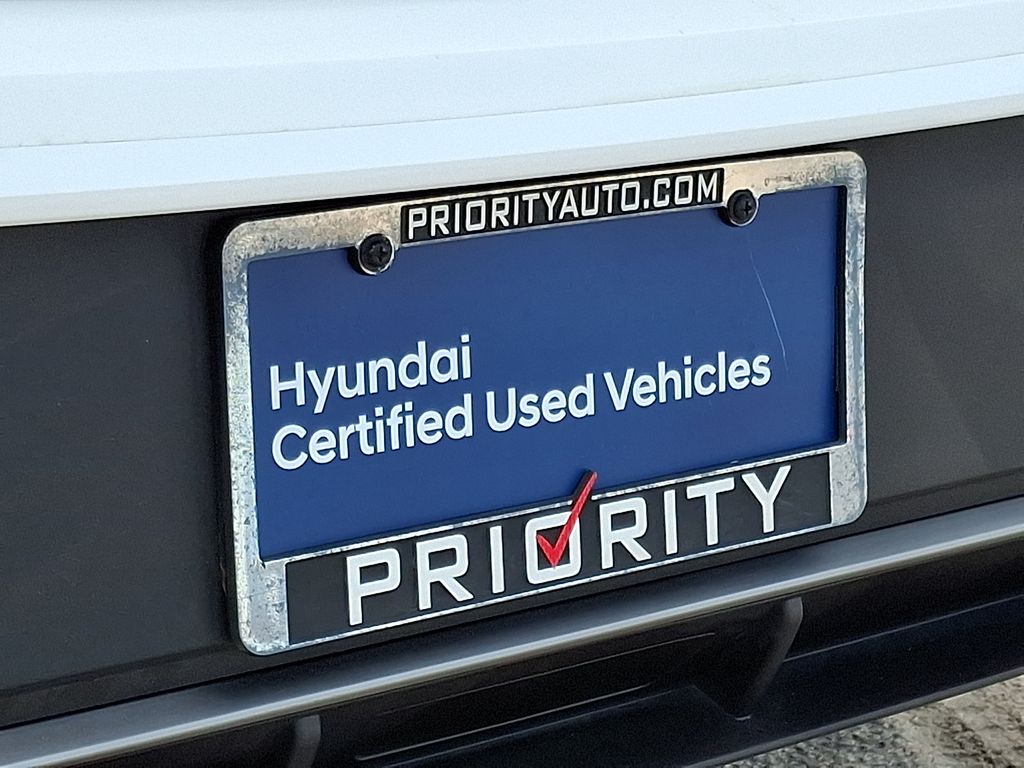 Thumbnail: 2025 Hyundai Elantra - 30