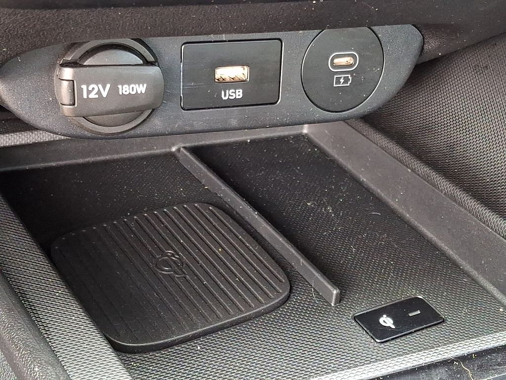 Thumbnail: 2025 Hyundai Elantra - 27