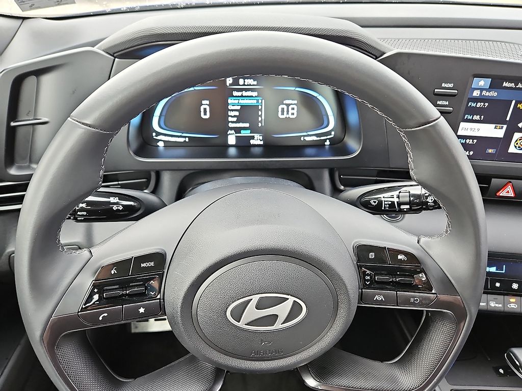 Thumbnail: 2025 Hyundai Elantra - 9