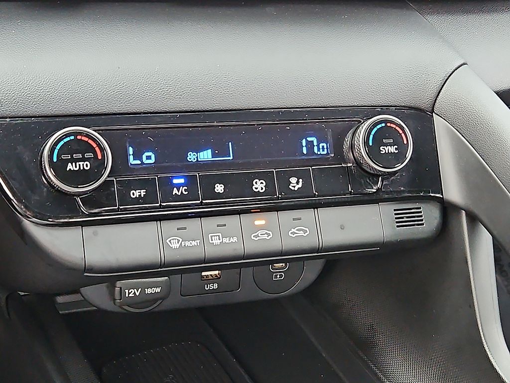 Thumbnail: 2025 Hyundai Elantra - 19