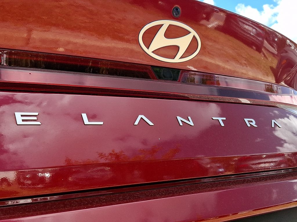 Thumbnail: 2024 Hyundai Elantra - 30