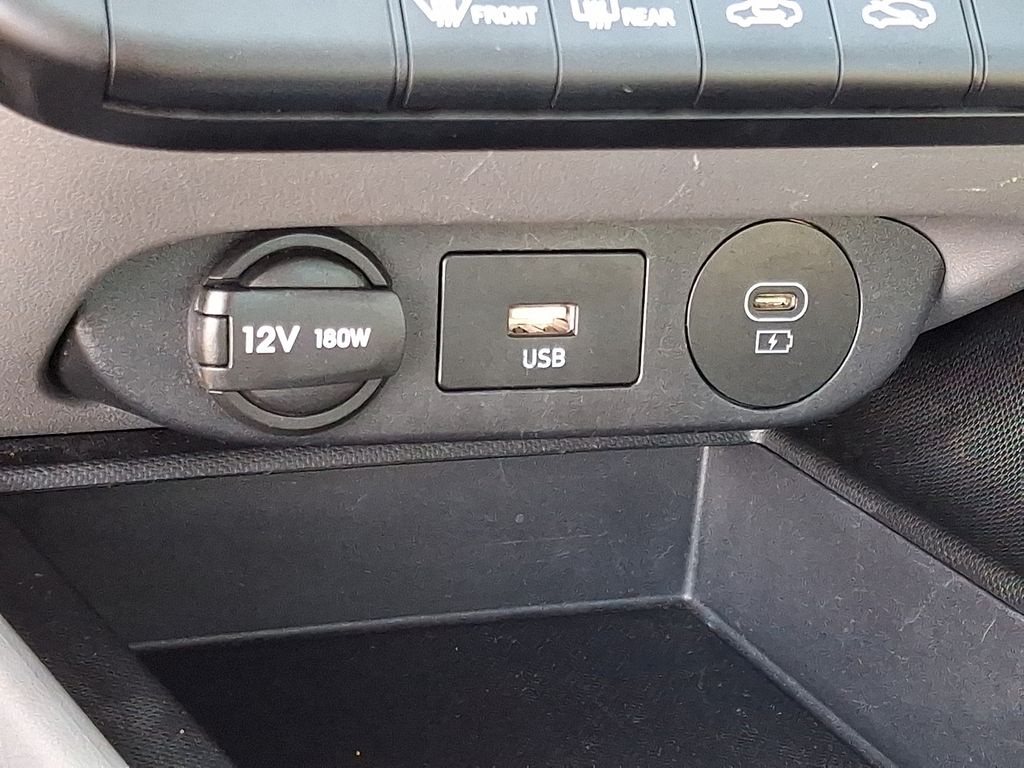 Thumbnail: 2024 Hyundai Elantra - 28